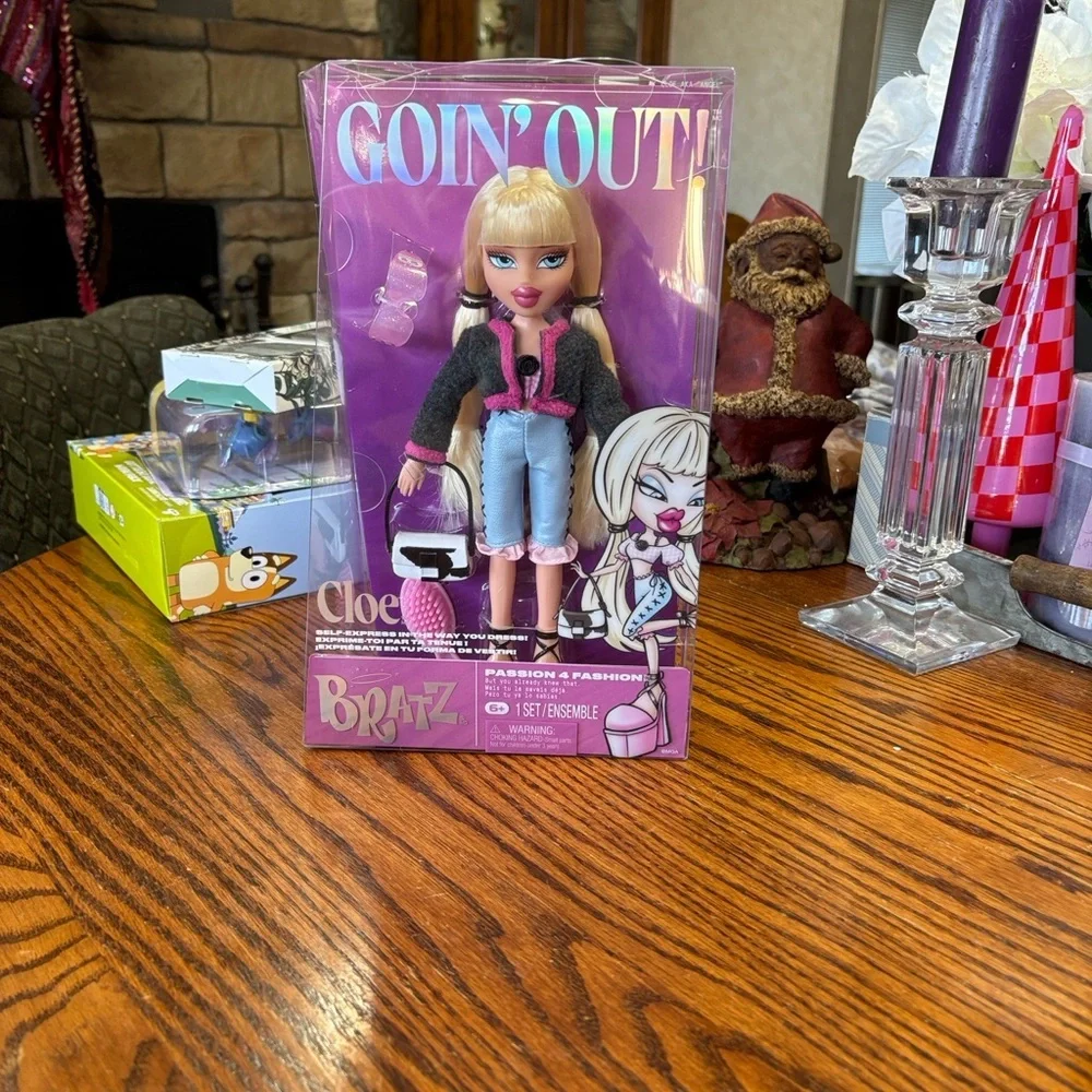 BRATZ GOIN’ OUT! CLOE DOLL NIB